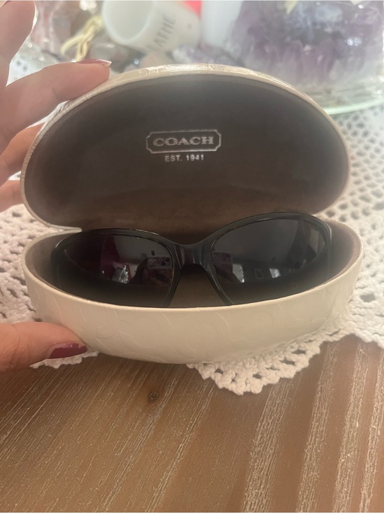 Coach Accessories - Y2K Coach Black Sunglasses with Cream Signature Case